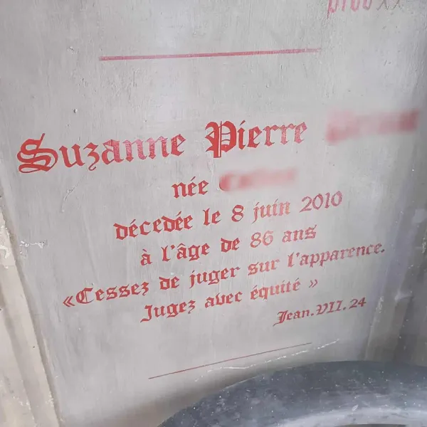 Caveau Familial Cimetière Terre Cabade